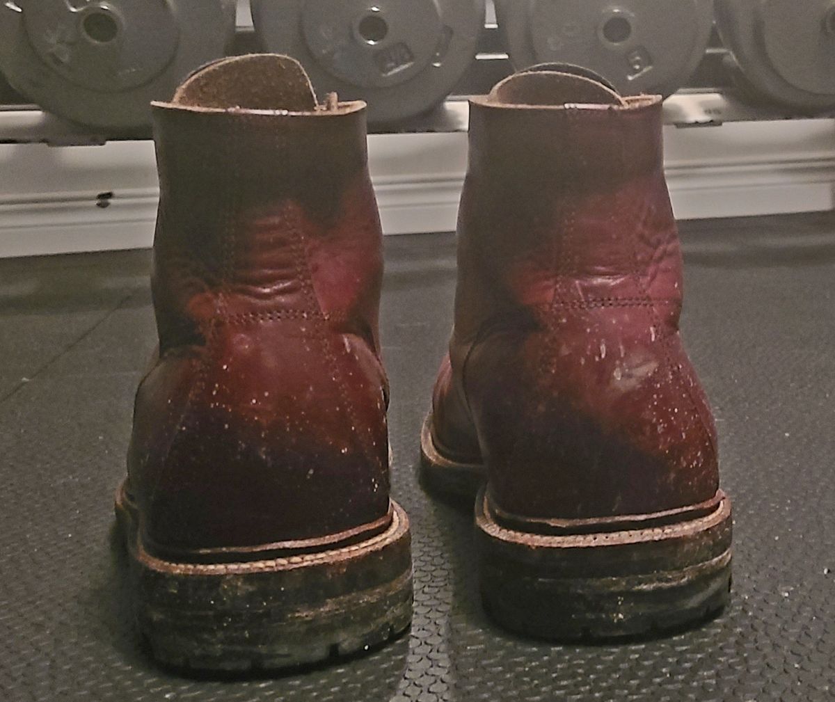 Photo by hoainp on February 4, 2024 of the Grant Stone Brass Boot in Horween Color 8 Chromexcel.