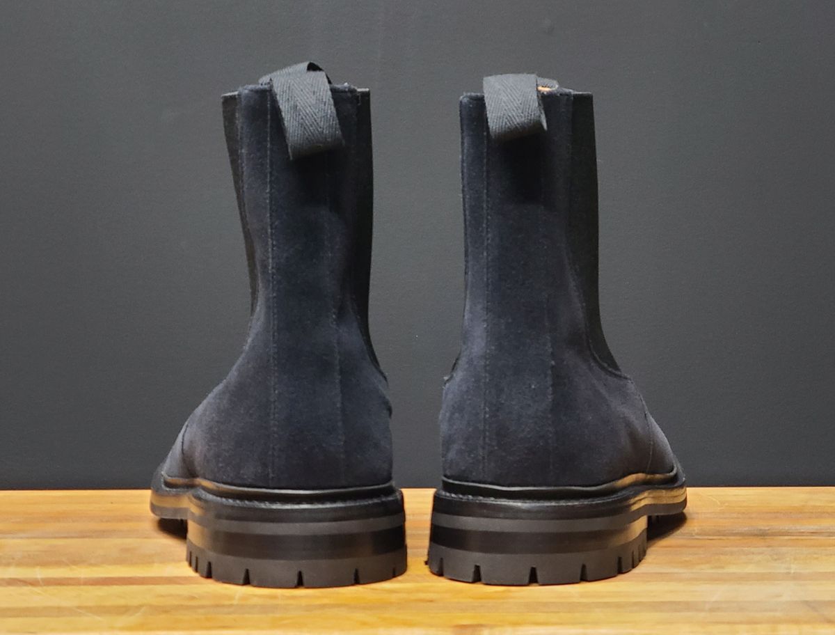 Photo by hoainp on October 2, 2024 of the Tricker's Stephen Chelsea Boot in Zonta Oceano Castorino Suede.