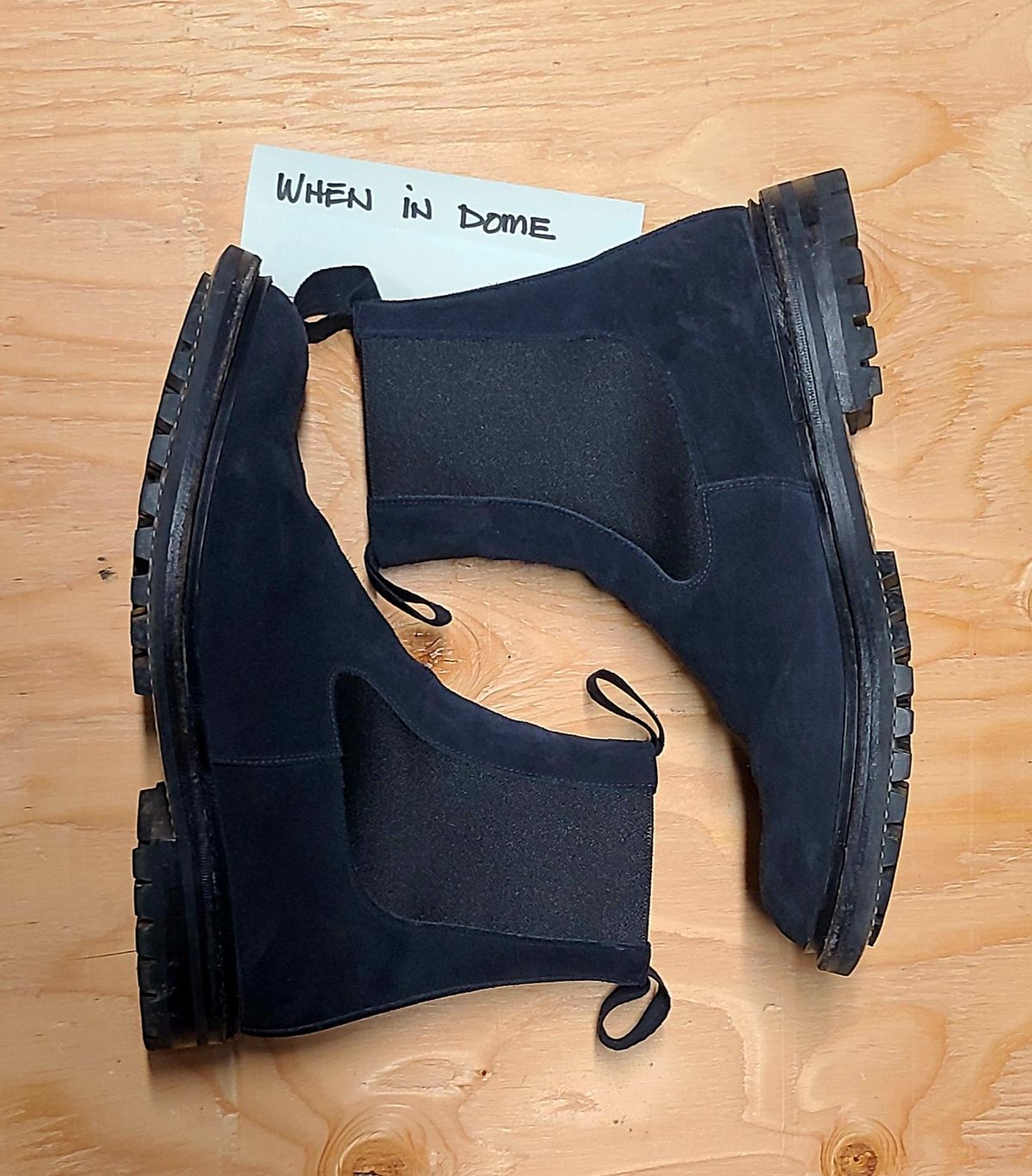 Photo by hoainp on November 6, 2024 of the Tricker's Stephen Chelsea Boot in Zonta Oceano Castorino Suede.