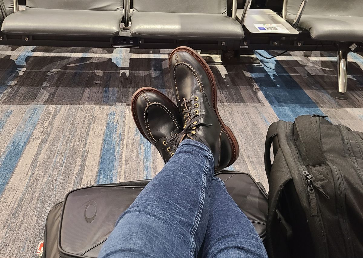 Photo by hoainp on October 11, 2023 of the Grant Stone Ottawa Boot in Horween Black Chromexcel.