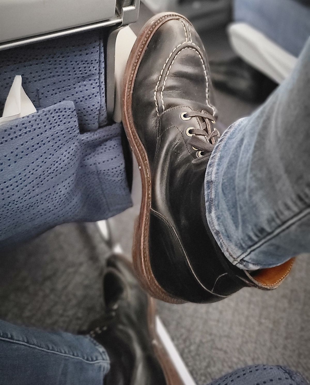 Photo by hoainp on October 26, 2023 of the Grant Stone Ottawa Boot in Horween Black Chromexcel.