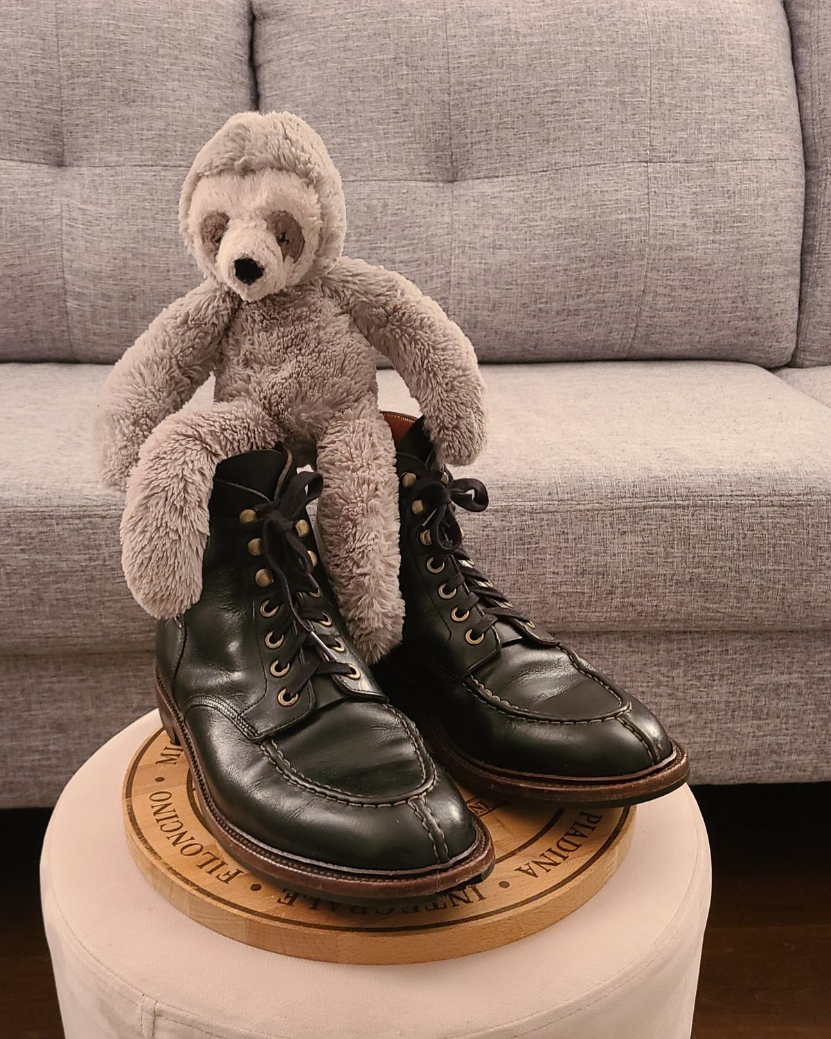 Photo by hoainp on December 6, 2023 of the Grant Stone Ottawa Boot in Horween Black Chromexcel.