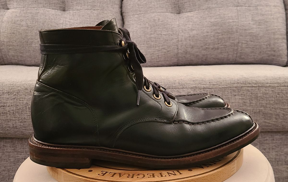 Photo by hoainp on December 6, 2023 of the Grant Stone Ottawa Boot in Horween Black Chromexcel.