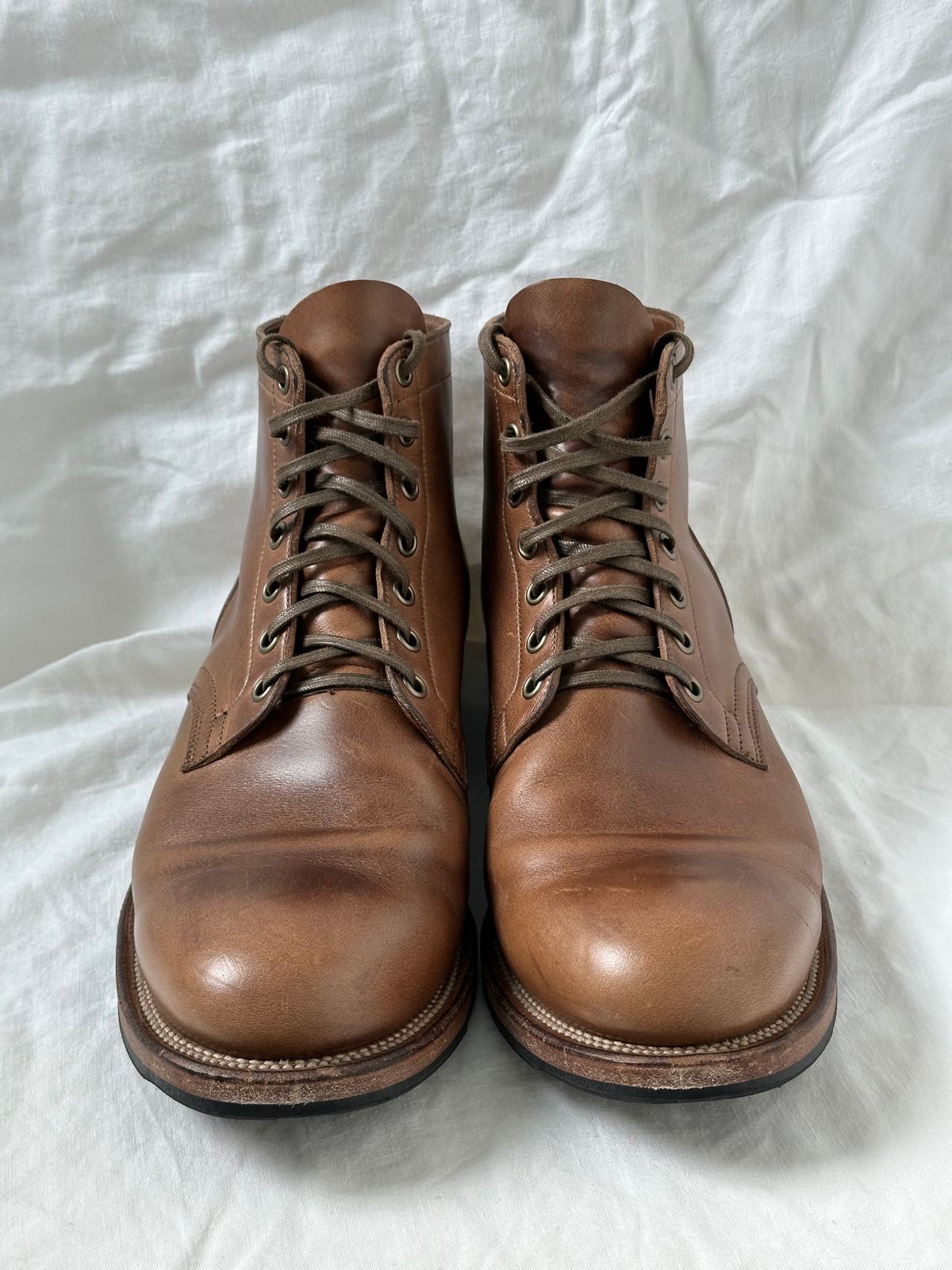 Photo by incorrectpath on November 1, 2024 of the Viberg Service Boot in Horween Natural Chromexcel.