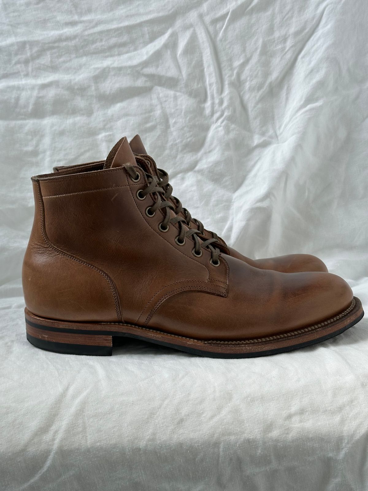 Photo by incorrectpath on November 1, 2024 of the Viberg Service Boot in Horween Natural Chromexcel.