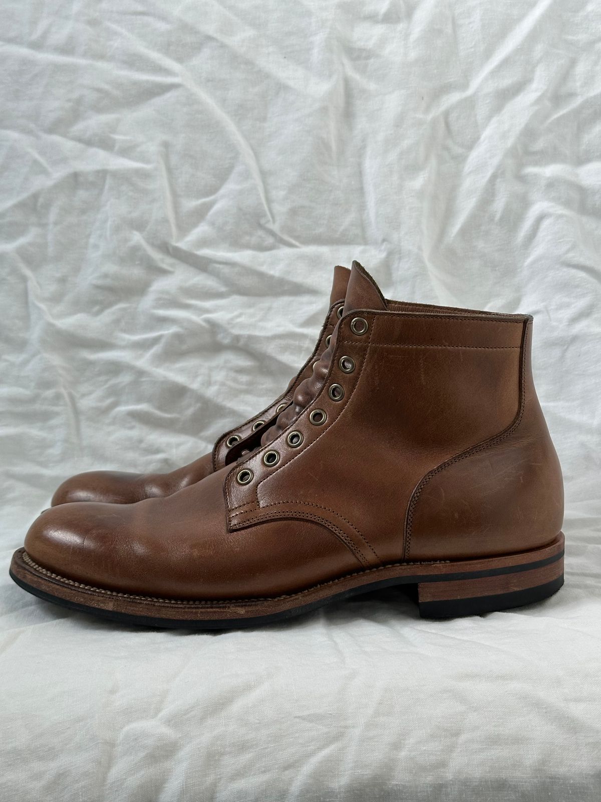 Photo by incorrectpath on January 4, 2025 of the Viberg Service Boot in Horween Natural Chromexcel.