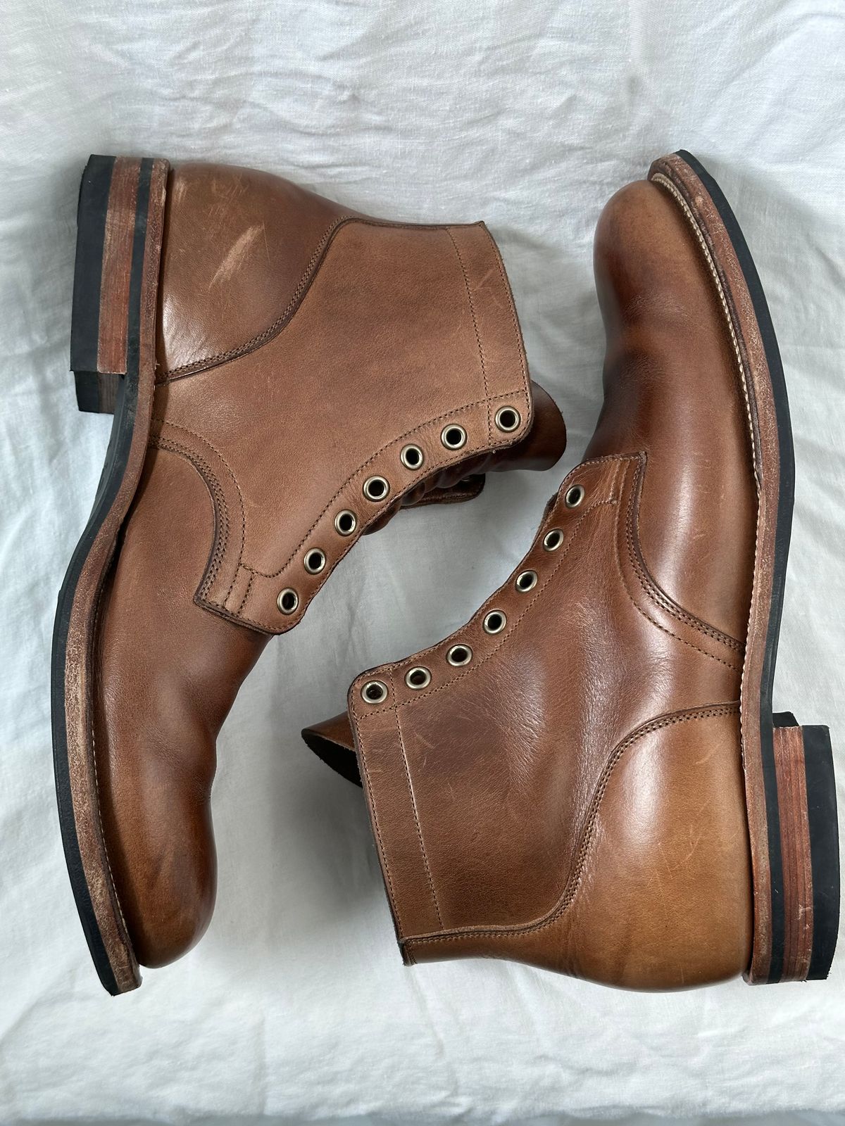 Photo by incorrectpath on January 4, 2025 of the Viberg Service Boot in Horween Natural Chromexcel.