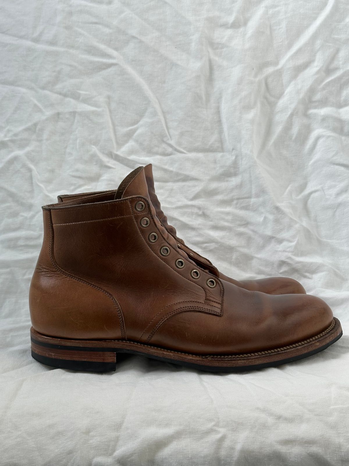 Photo by incorrectpath on January 4, 2025 of the Viberg Service Boot in Horween Natural Chromexcel.