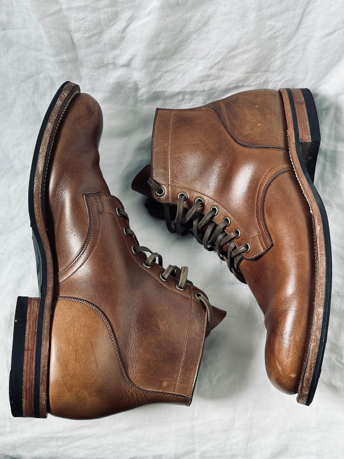 Photo by incorrectpath on February 3, 2025 of the Viberg Service Boot in Horween Natural Chromexcel.