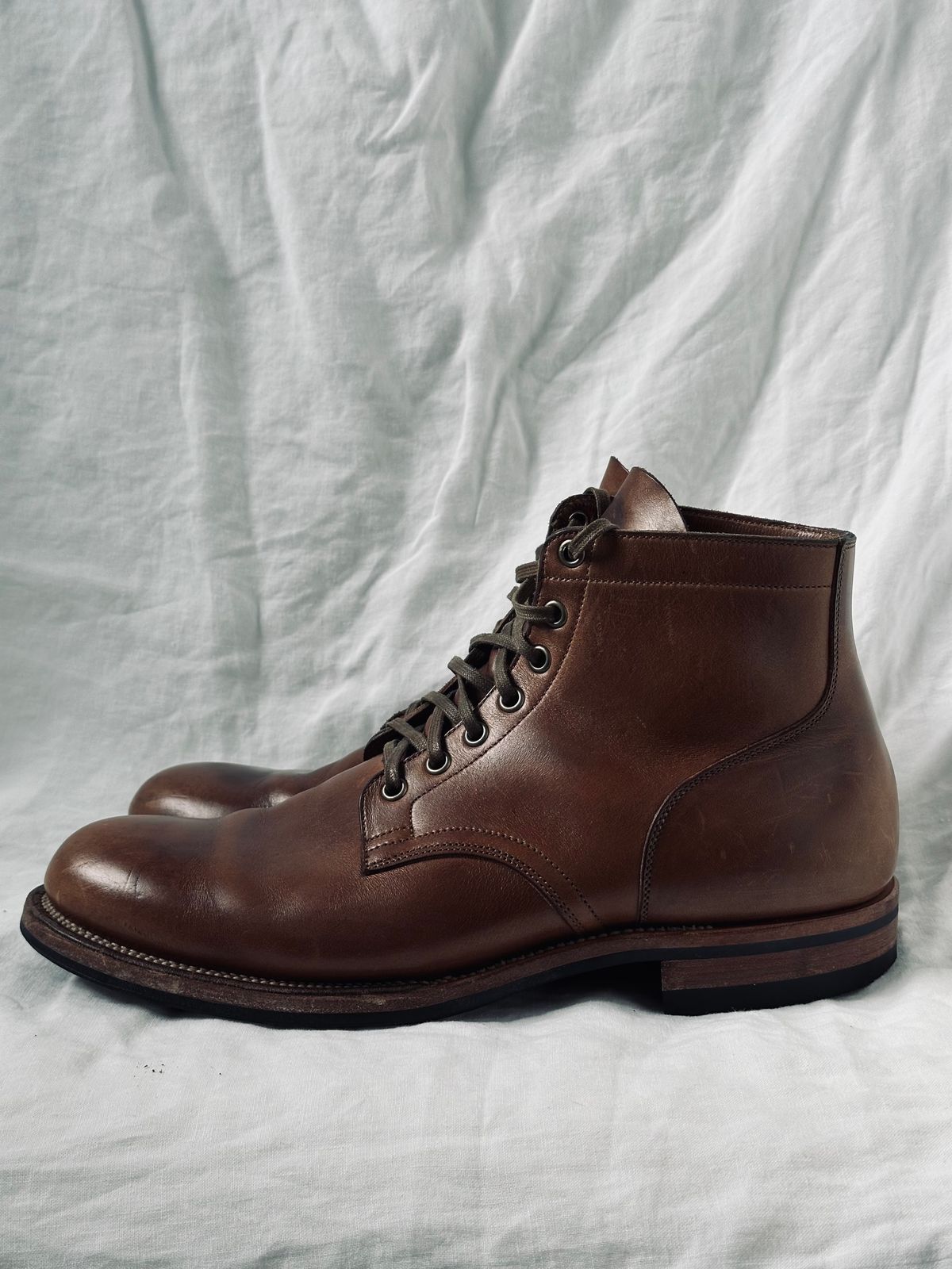 Photo by incorrectpath on February 3, 2025 of the Viberg Service Boot in Horween Natural Chromexcel.