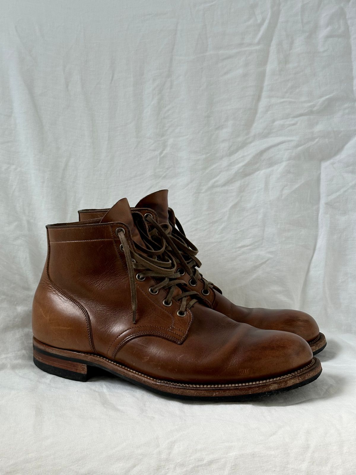 Photo by incorrectpath on March 3, 2025 of the Viberg Service Boot in Horween Natural Chromexcel.