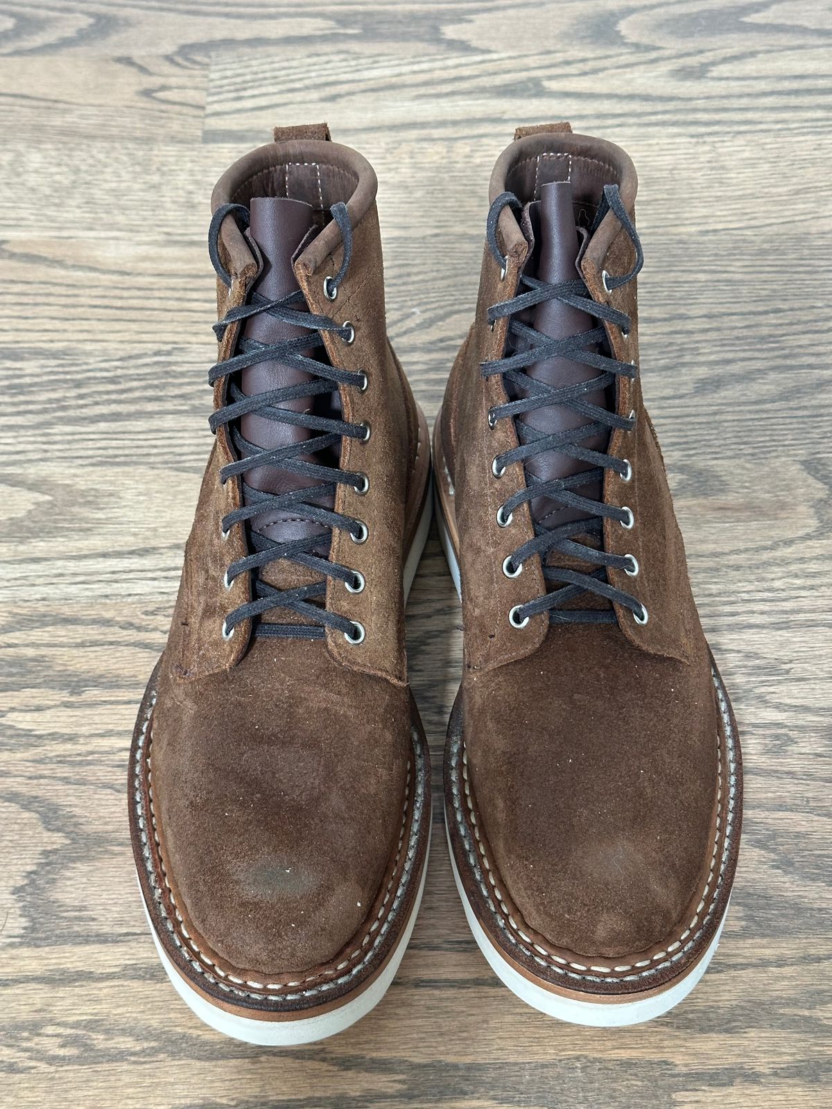 Photo by incorrectpath on March 10, 2025 of the White's 350 Cruiser in Seidel Distressed Roughout.