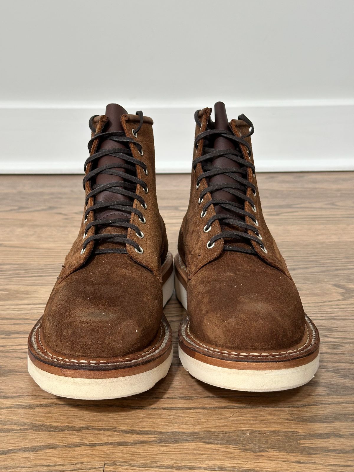 Photo by incorrectpath on March 10, 2025 of the White's 350 Cruiser in Seidel Distressed Roughout.