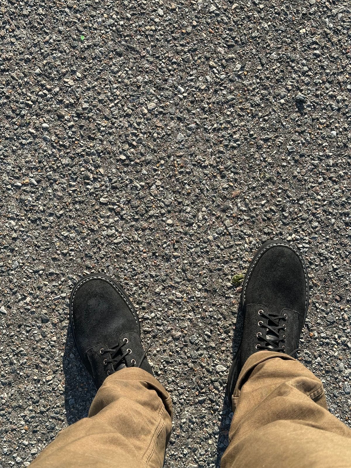 Photo by incorrectpath on September 19, 2025 of the White's 350 Cruiser in Seidel Black Oil Tan Roughout.