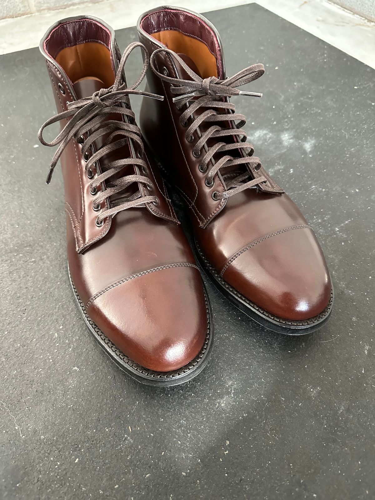 Photo by incorrectpath on October 9, 2023 of the Alden Straight Tip Boot in Horween Color 8 Shell Cordovan.