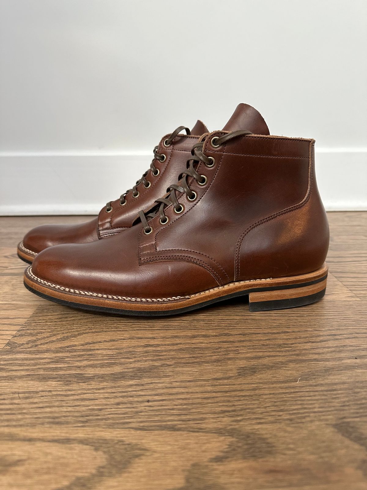 Photo by incorrectpath on November 29, 2023 of the Viberg Service Boot in Horween Brown Chromexcel.