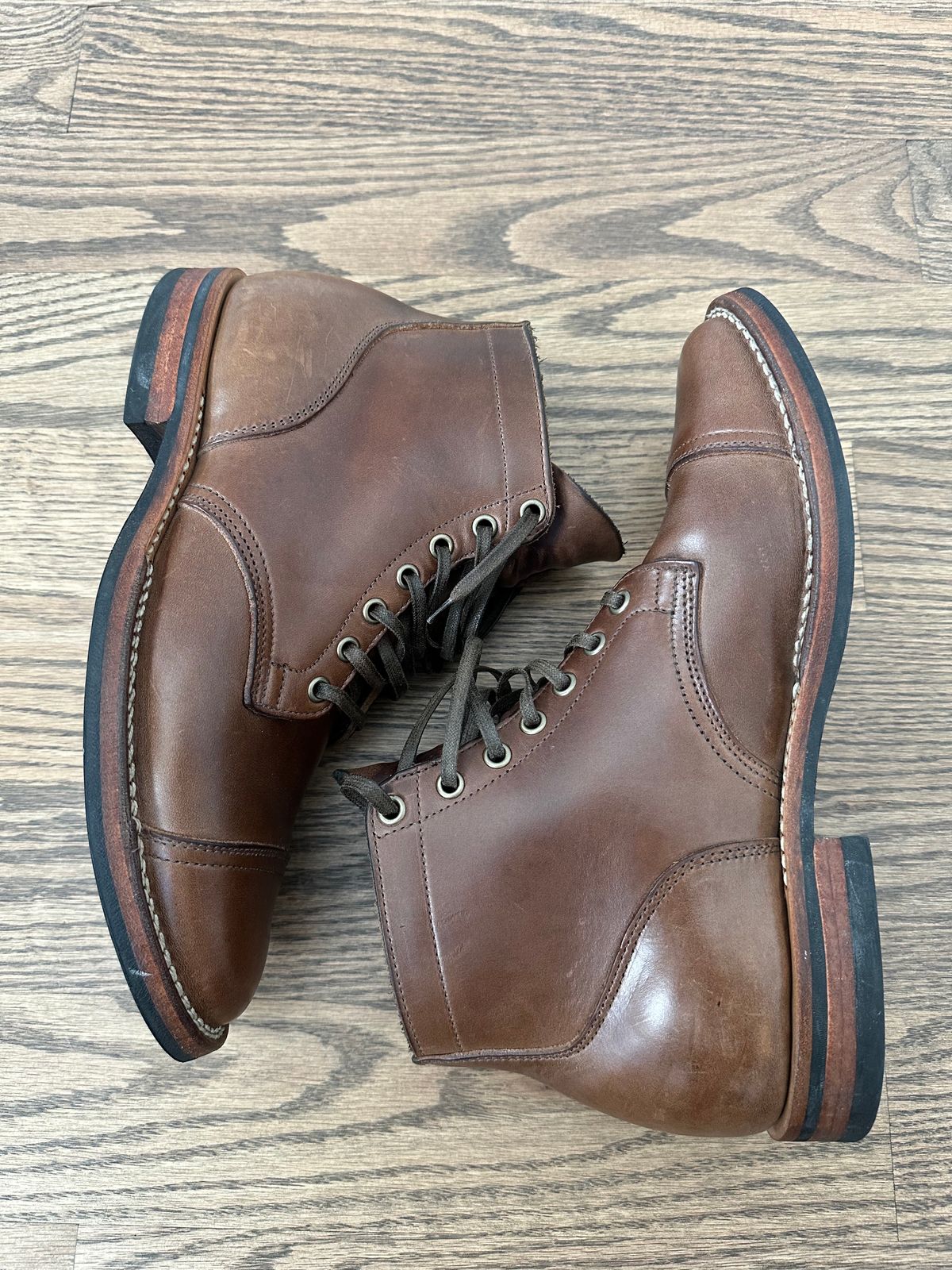 Photo by incorrectpath on November 29, 2023 of the Viberg Service Boot PCT in Horween Natural Chromexcel.