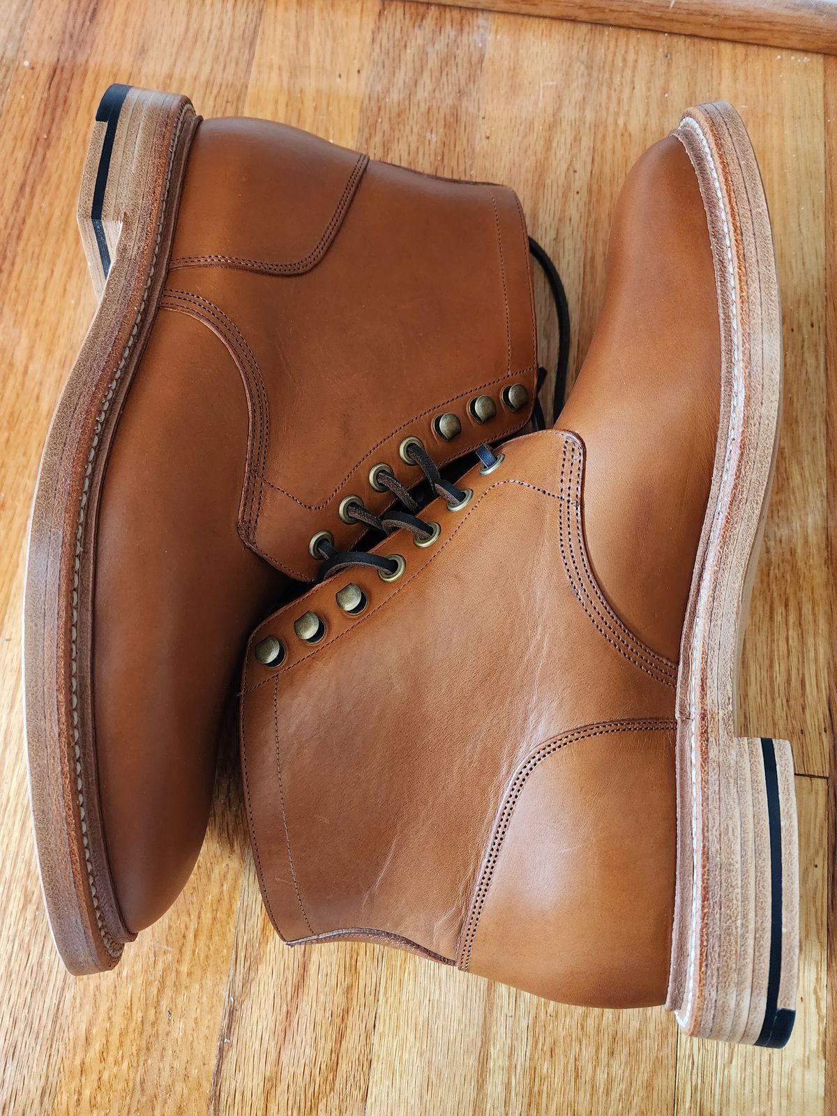 Photo by James3 on October 1, 2023 of the Grant Stone Diesel Boot in Badalassi Carlo Saddle Tan Minerva.