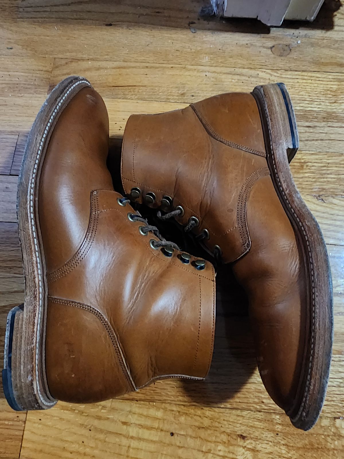 Photo by James3 on November 5, 2023 of the Grant Stone Diesel Boot in Badalassi Carlo Saddle Tan Minerva.