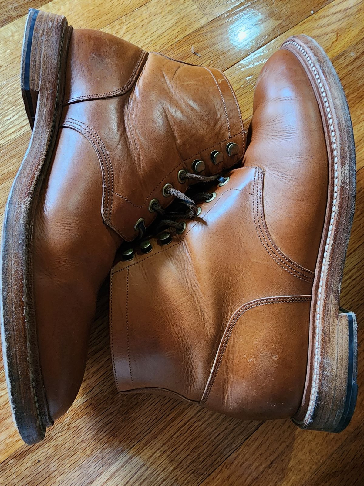 Photo by James3 on December 2, 2023 of the Grant Stone Diesel Boot in Badalassi Carlo Saddle Tan Minerva.
