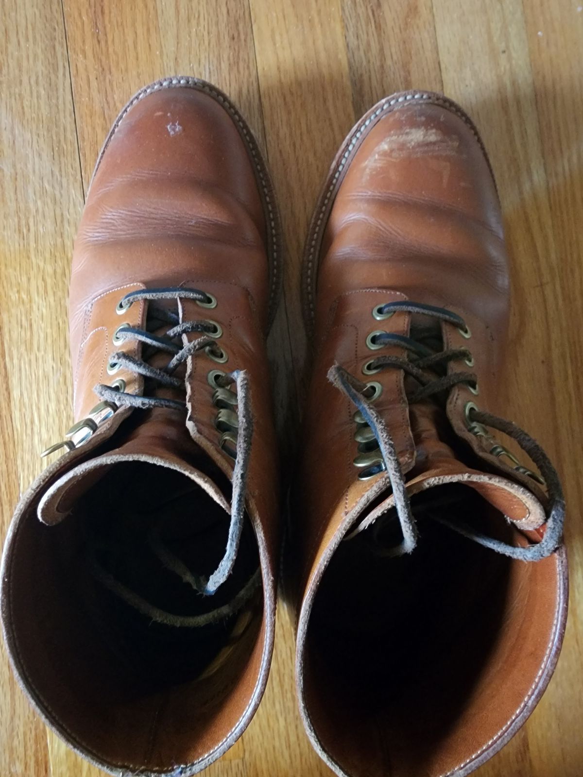 Photo by James3 on January 3, 2024 of the Grant Stone Diesel Boot in Badalassi Carlo Saddle Tan Minerva.