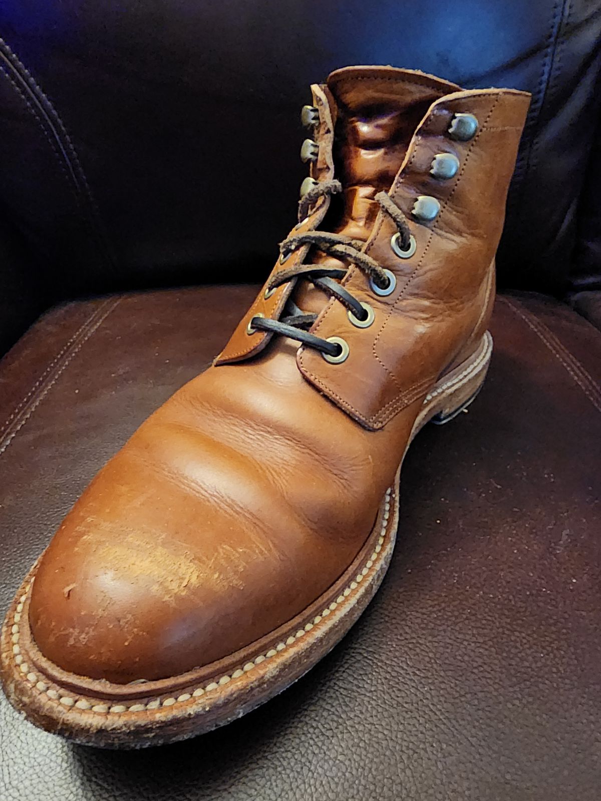 Photo by James3 on February 6, 2024 of the Grant Stone Diesel Boot in Badalassi Carlo Saddle Tan Minerva.
