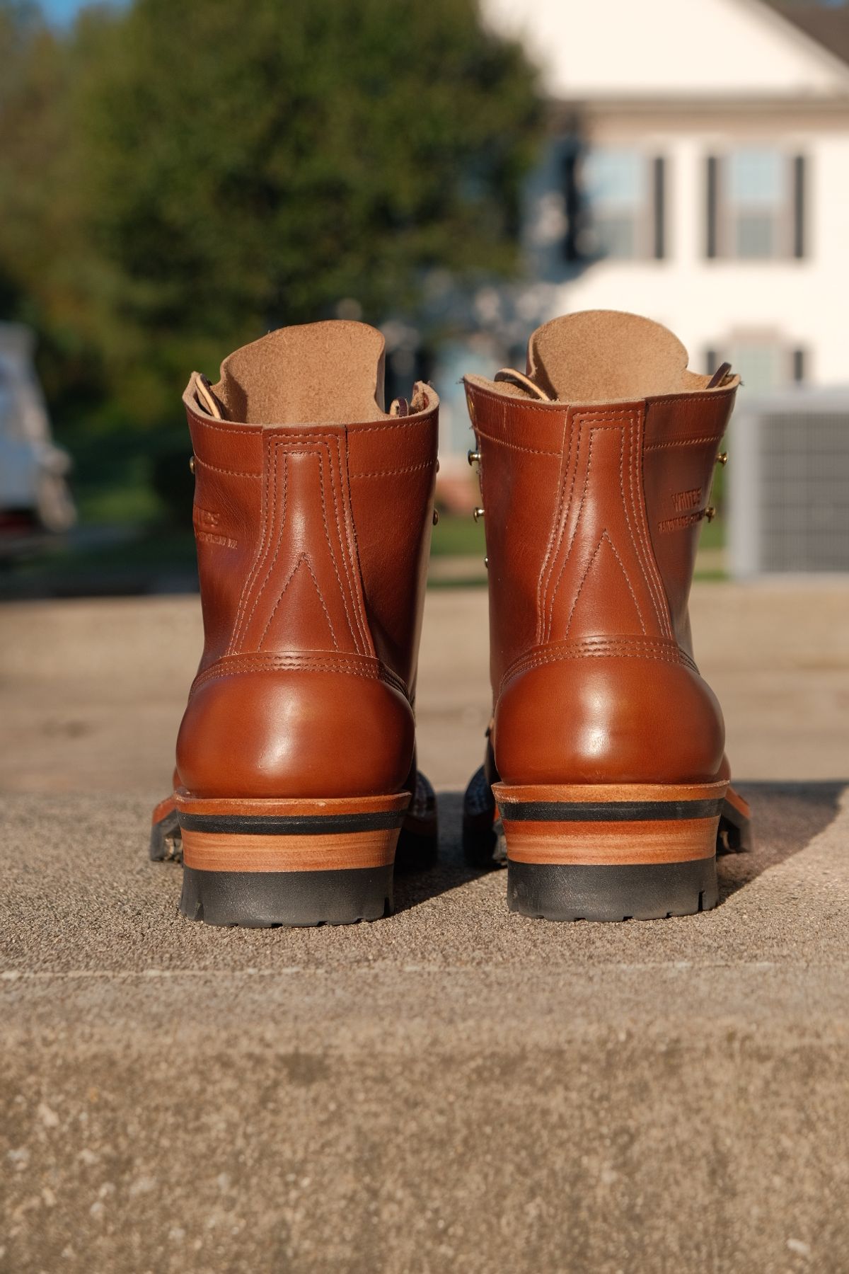Photo by KentuckyDenimHead on October 3, 2024 of the White's Bounty Hunter in Horween British Tan Chromexcel.