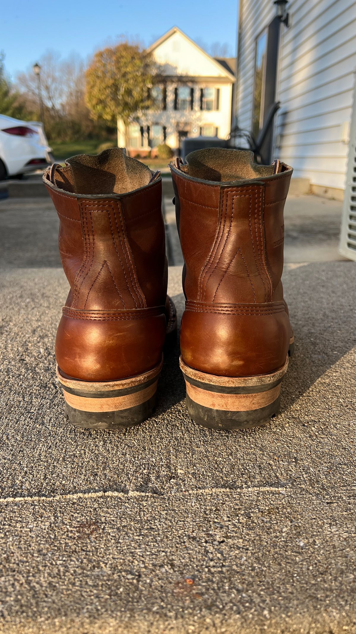 Photo by KentuckyDenimHead on December 5, 2024 of the White's Bounty Hunter in Horween British Tan Chromexcel.