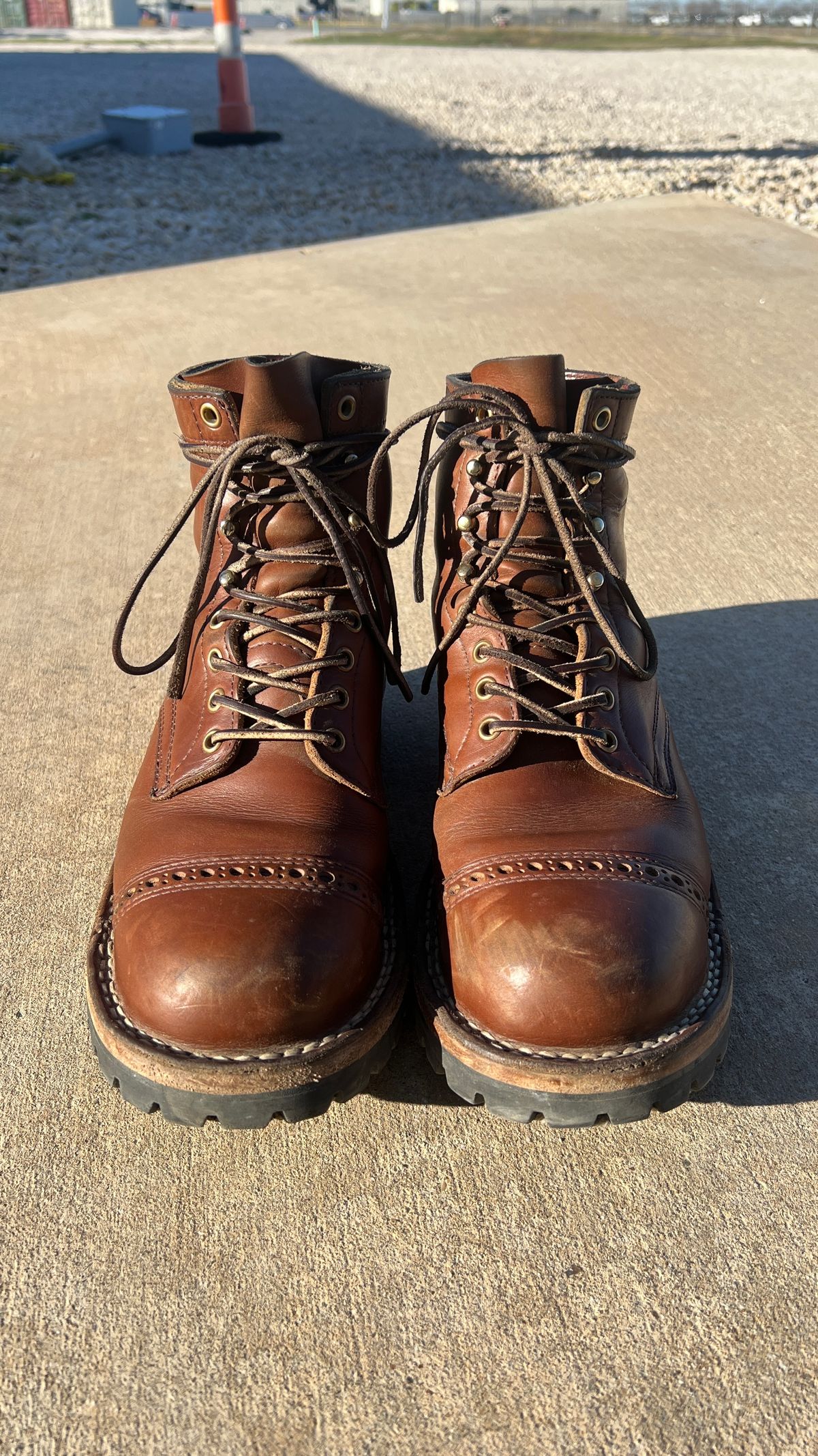 Photo by KentuckyDenimHead on March 5, 2025 of the White's Bounty Hunter in Horween British Tan Chromexcel.