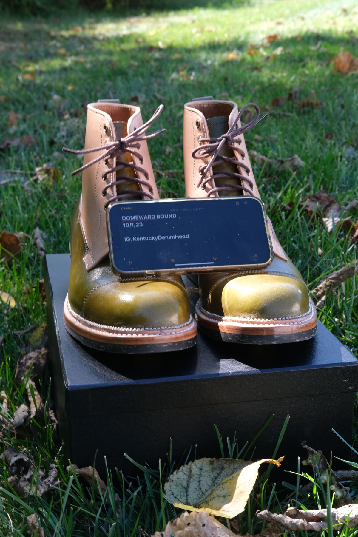 Photo by KentuckyDenimHead on October 2, 2023 of the Midas Vanquish Blucher Boot in Shinki Natural Horsehide Overdyed Olive.