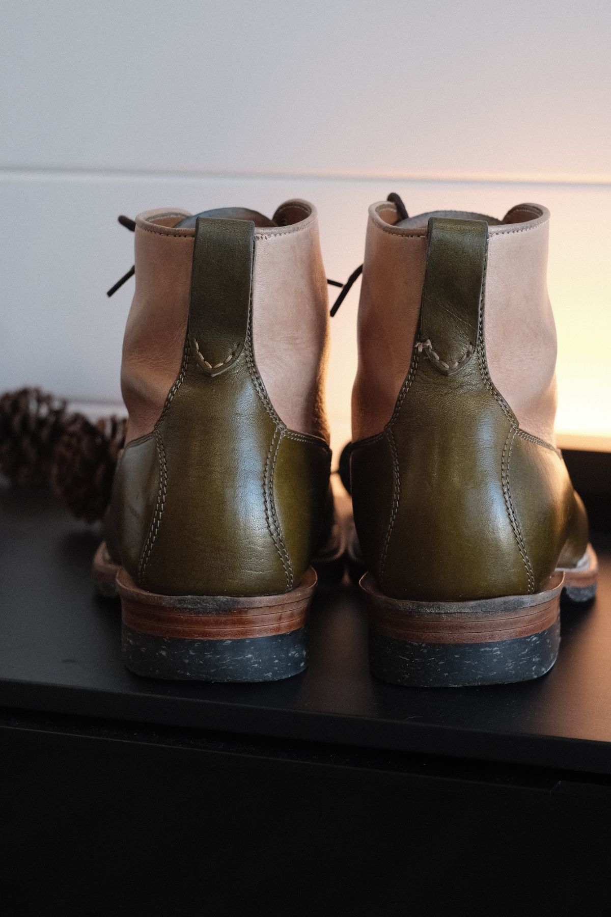 Photo by KentuckyDenimHead on November 2, 2023 of the Midas Vanquish Blucher Boot in Shinki Natural Horsehide Overdyed Olive.