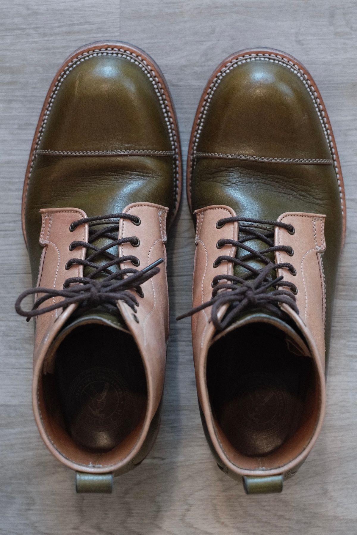 Photo by KentuckyDenimHead on November 2, 2023 of the Midas Vanquish Blucher Boot in Shinki Natural Horsehide Overdyed Olive.