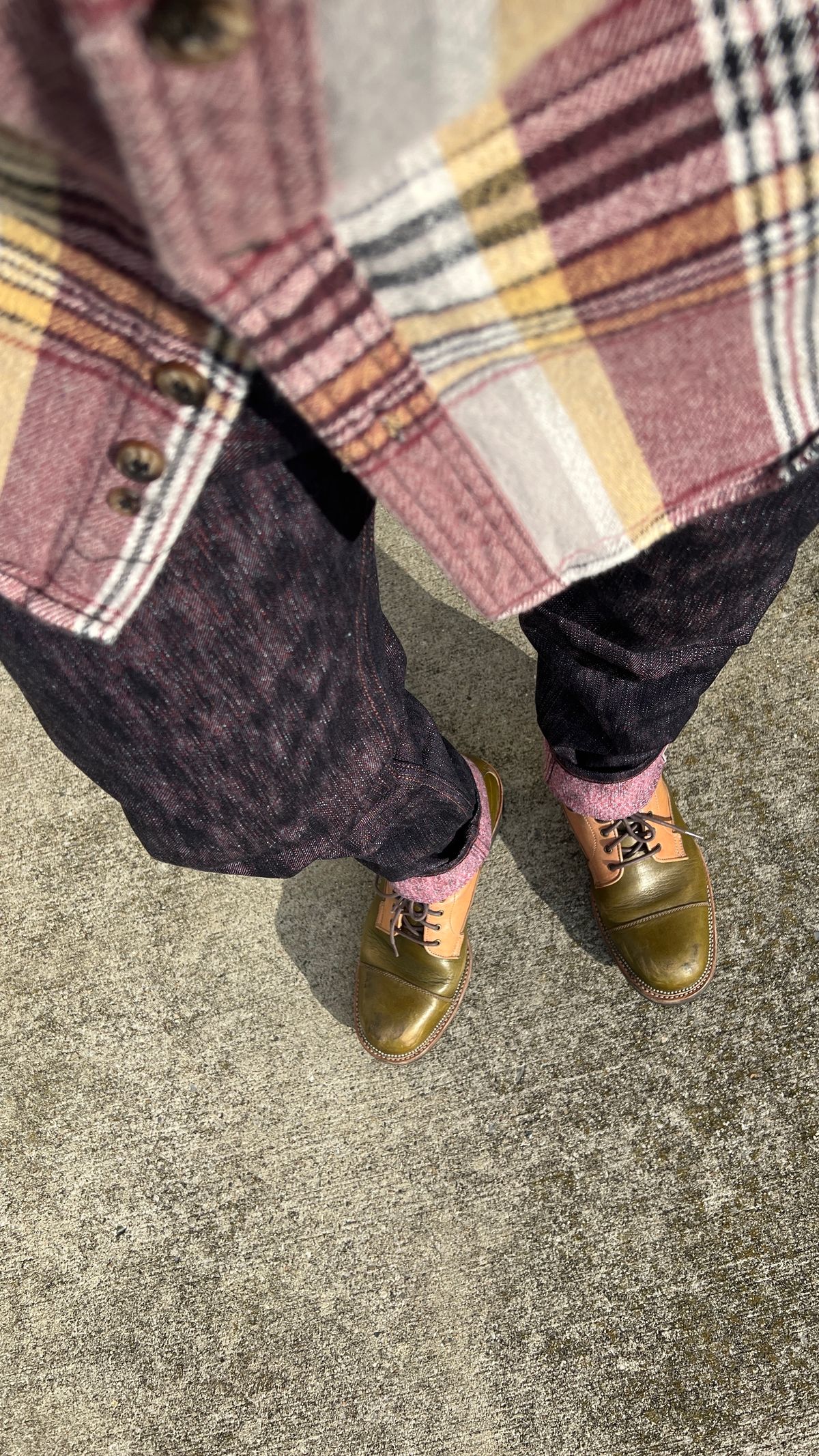 Photo by KentuckyDenimHead on January 6, 2024 of the Midas Vanquish Blucher Boot in Shinki Natural Horsehide Overdyed Olive.