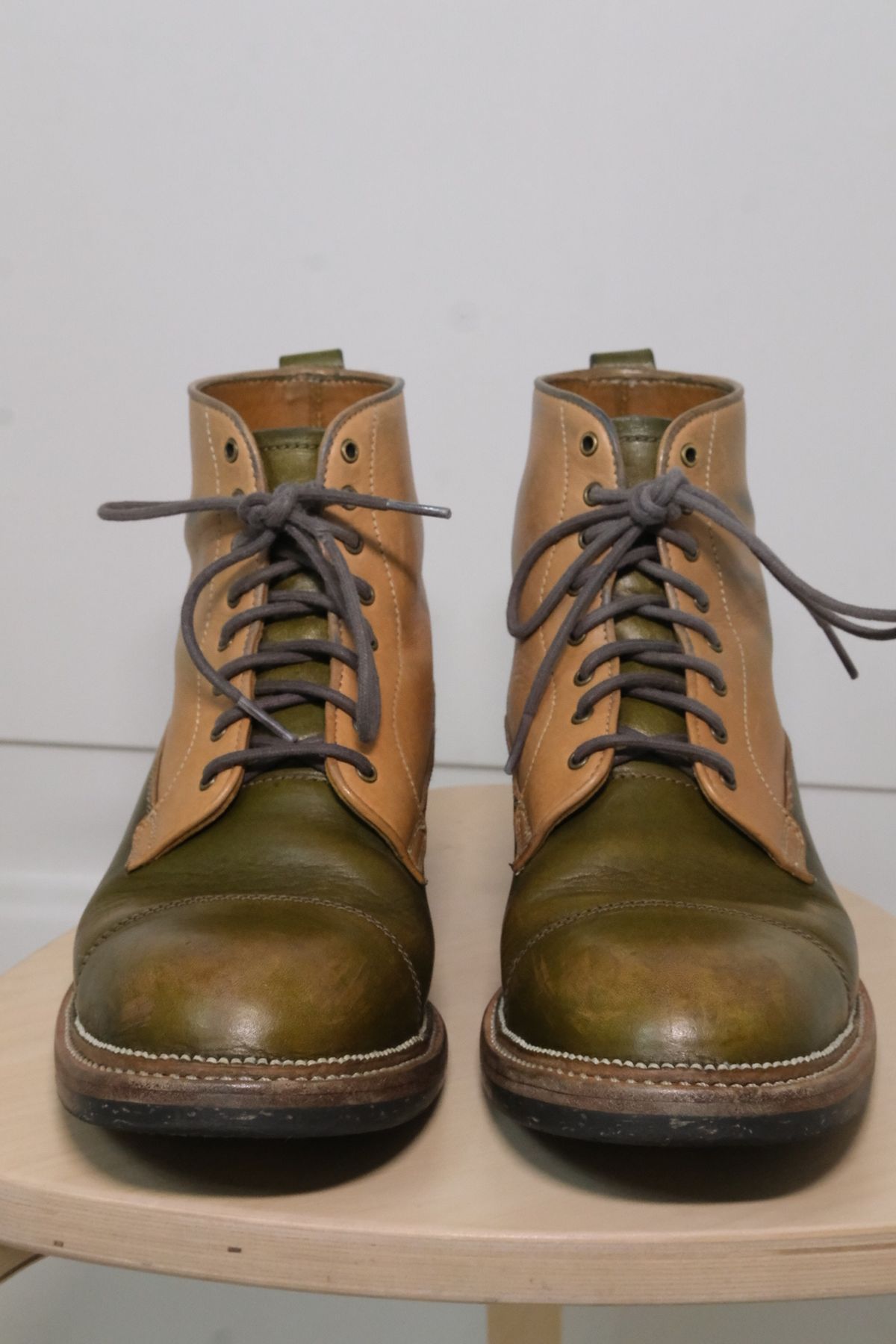 Photo by KentuckyDenimHead on February 5, 2024 of the Midas Vanquish Blucher Boot in Shinki Natural Horsehide Overdyed Olive.