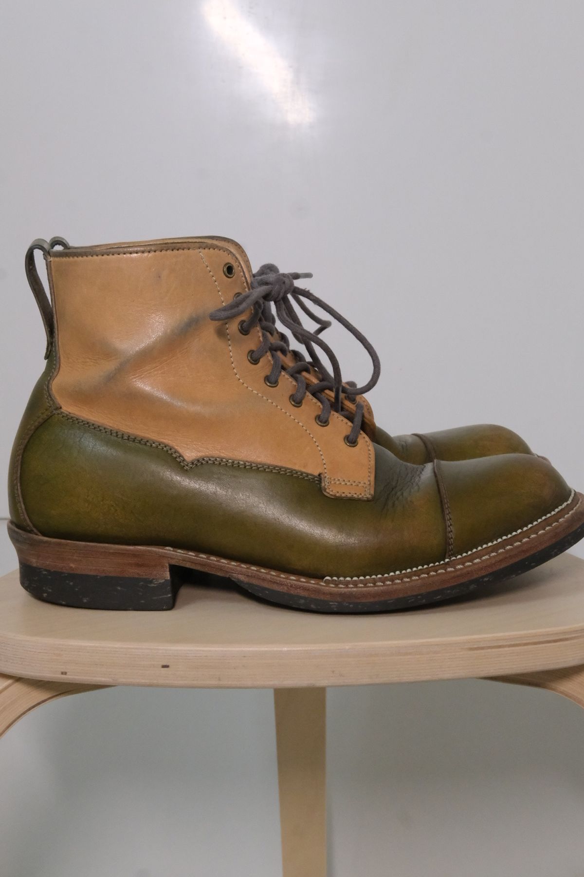 Photo by KentuckyDenimHead on February 5, 2024 of the Midas Vanquish Blucher Boot in Shinki Natural Horsehide Overdyed Olive.