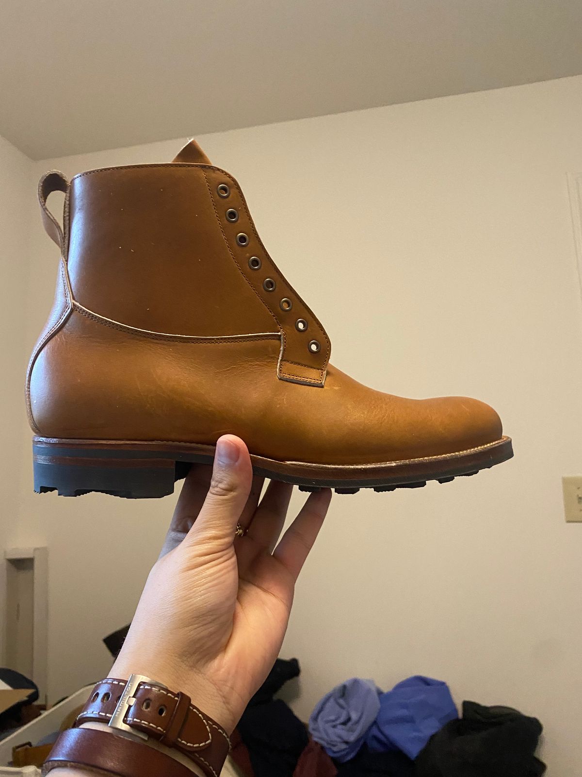 Photo by BootsAndBooks on May 15, 2024 of the Viberg Country Boot in Horween Oak Chromepak.