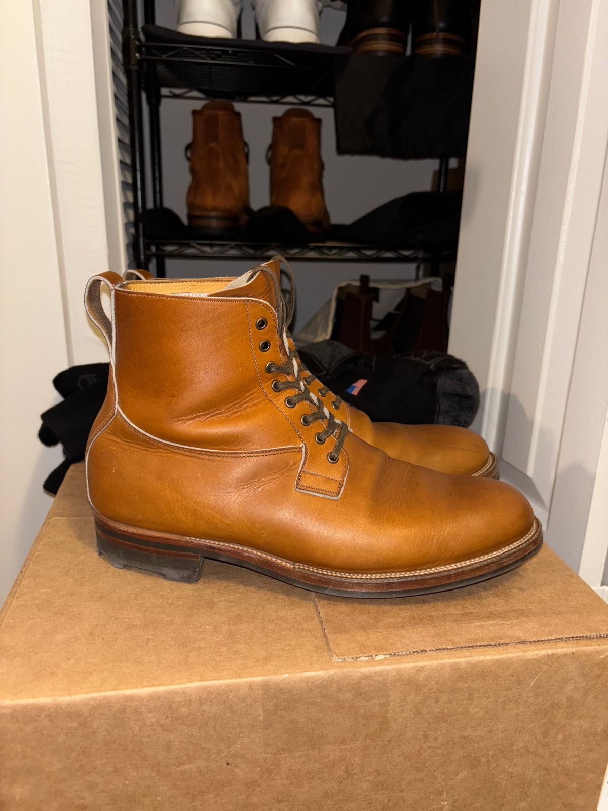 Photo by Asian on May 26, 2025 of the Viberg Country Boot in Horween Oak Chromepak.