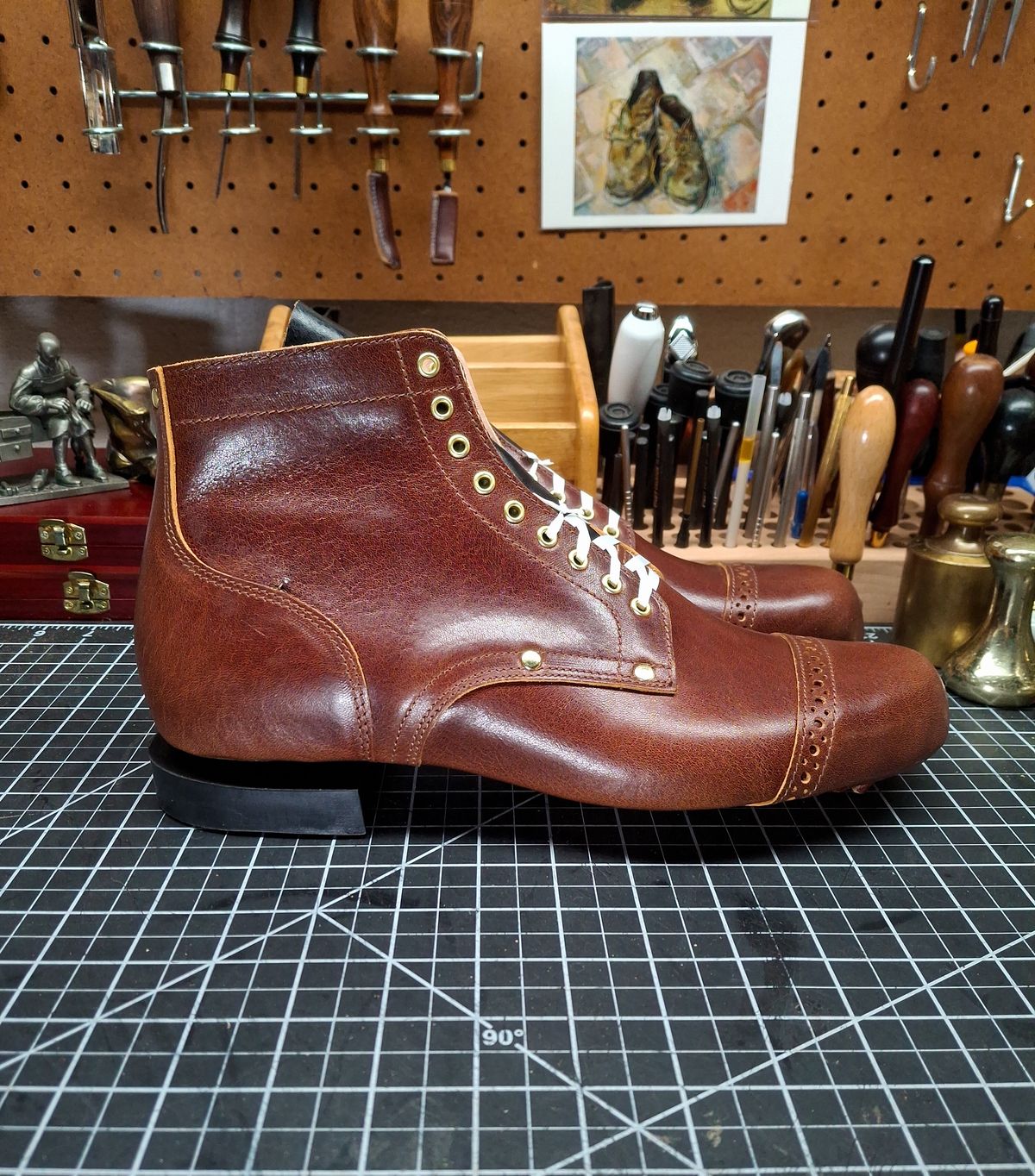 Photo by Asian on March 29, 2025 of the New River Boot BARKSDALE in Horween Cognac Aspen Double Horsefront.