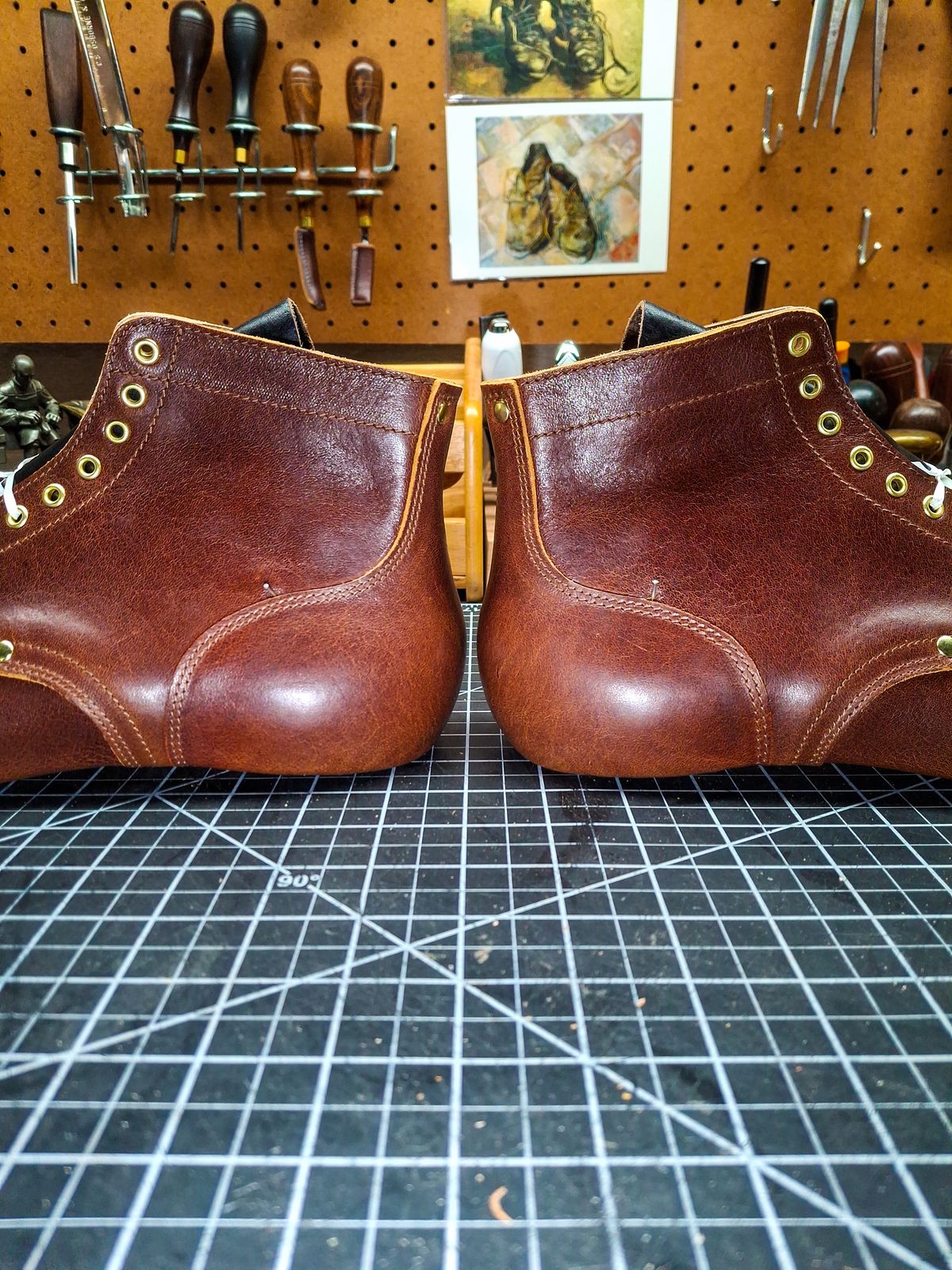 Photo by RawCordedSoul on March 31, 2025 of the New River Boot BARKSDALE in Horween Cognac Aspen Double Horsefront.