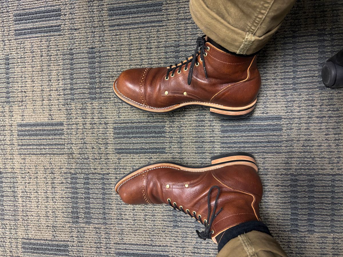 Photo by Asian on April 30, 2025 of the New River Boot BARKSDALE in Horween Cognac Aspen Double Horsefront.