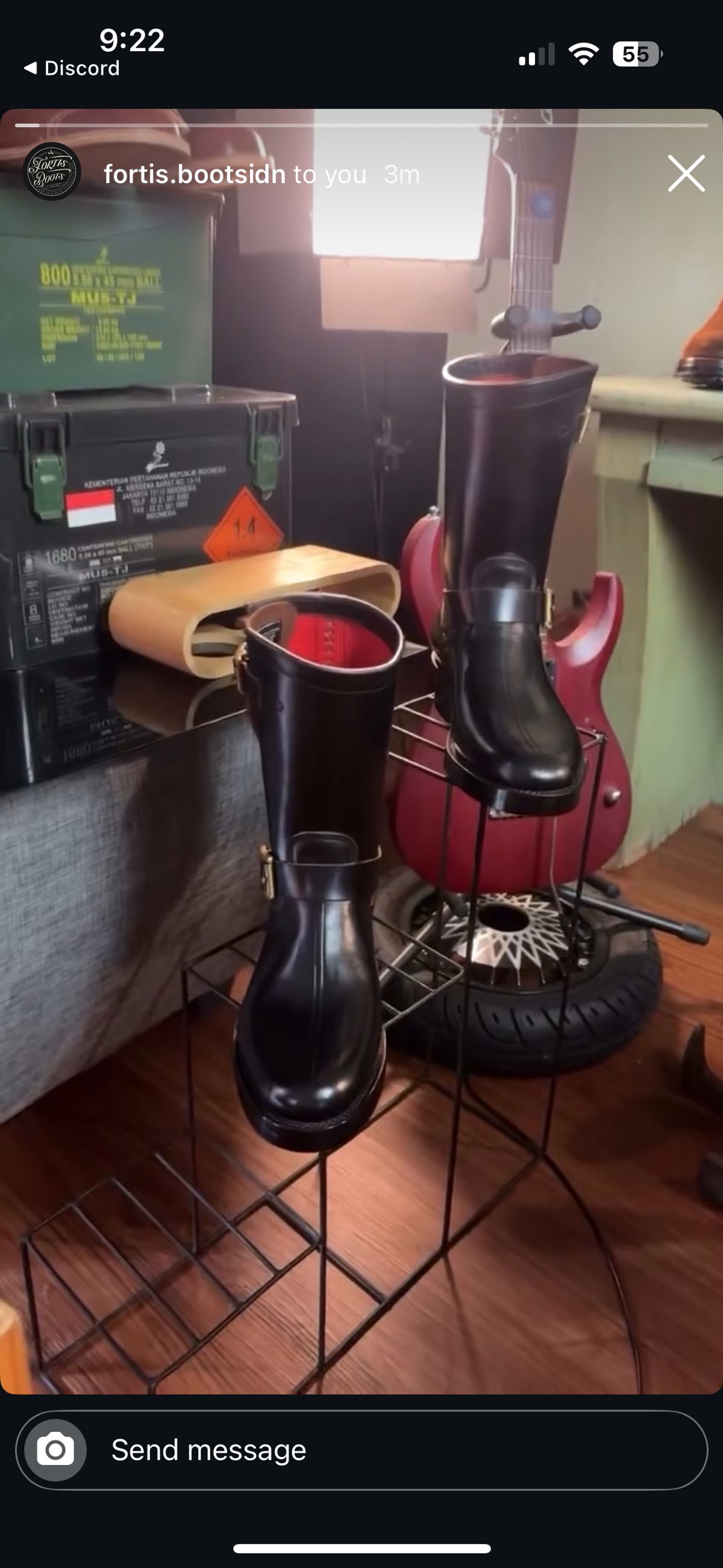 Photo by RawCordedSoul on August 7, 2025 of the Fortis Boots Yudistira in Indonesian Black Teacore.