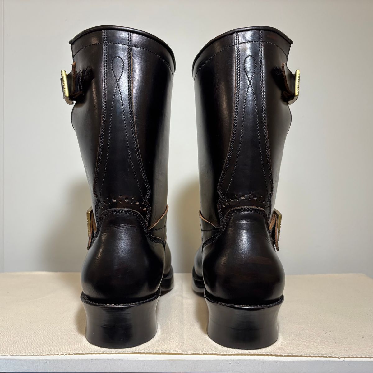 Photo by Asian on September 29, 2025 of the Fortis Boots Yudistira in Indonesian Black Teacore.