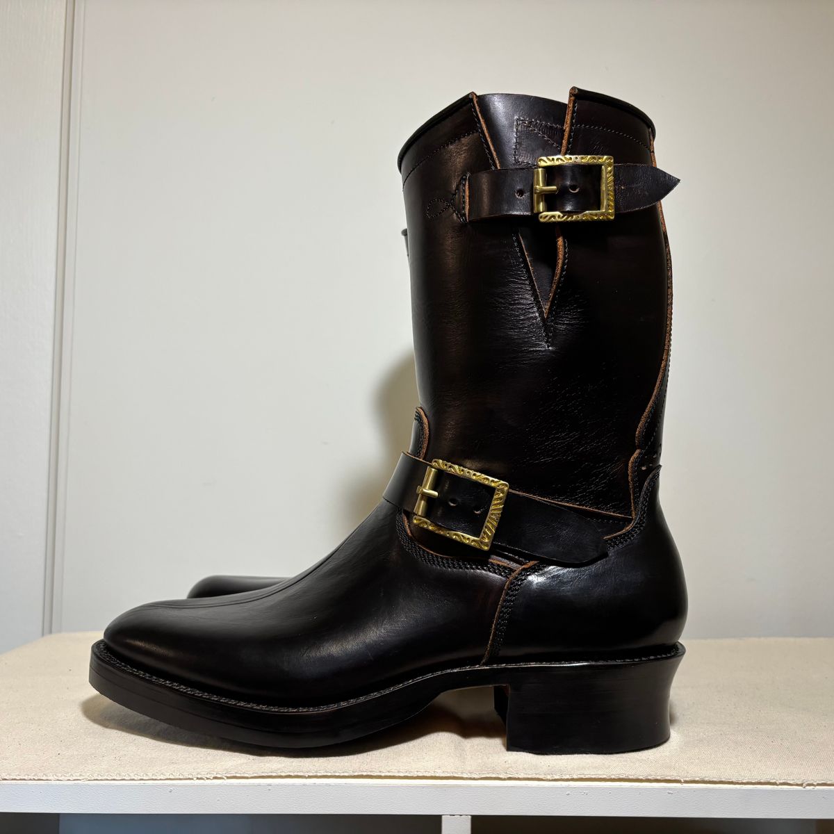 Photo by Asian on September 29, 2025 of the Fortis Boots Yudistira in Indonesian Black Teacore.