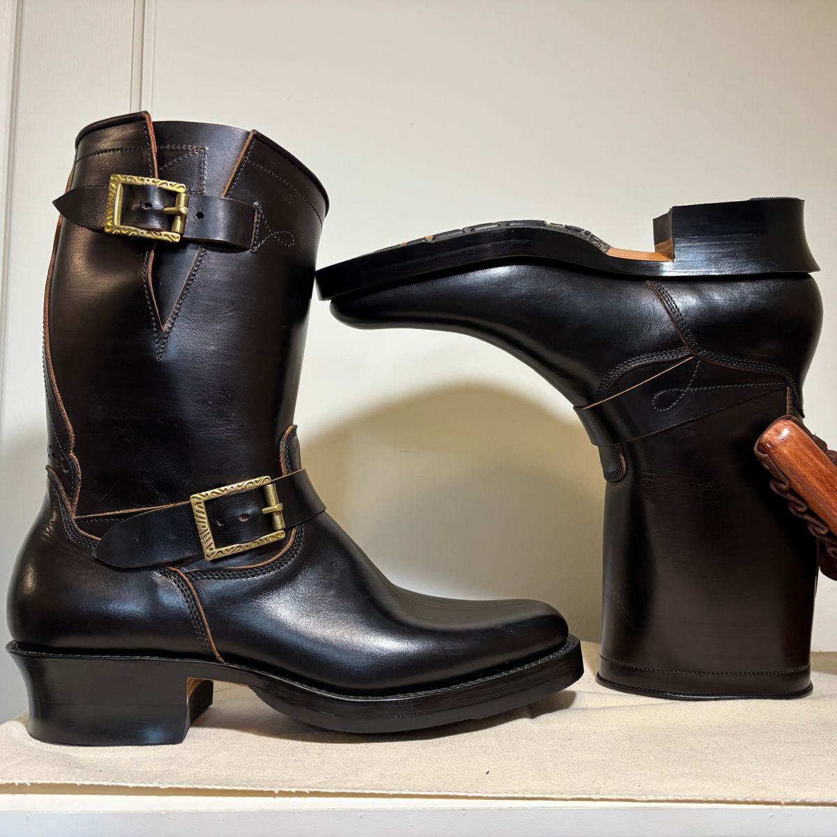 Photo by RawCordedSoul on September 29, 2025 of the Fortis Boots Yudistira in Indonesian Black Teacore.