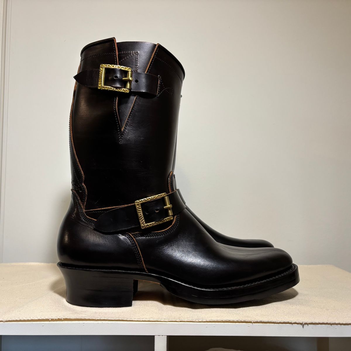 Photo by Asian on September 29, 2025 of the Fortis Boots Yudistira in Indonesian Black Teacore.