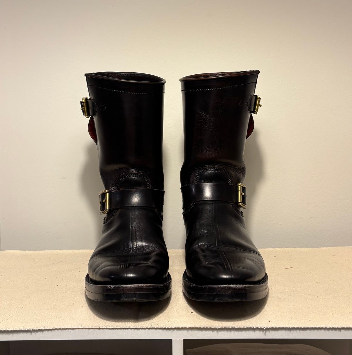 Photo by Asian on November 1, 2025 of the Fortis Boots Yudistira in Indonesian Black Teacore.