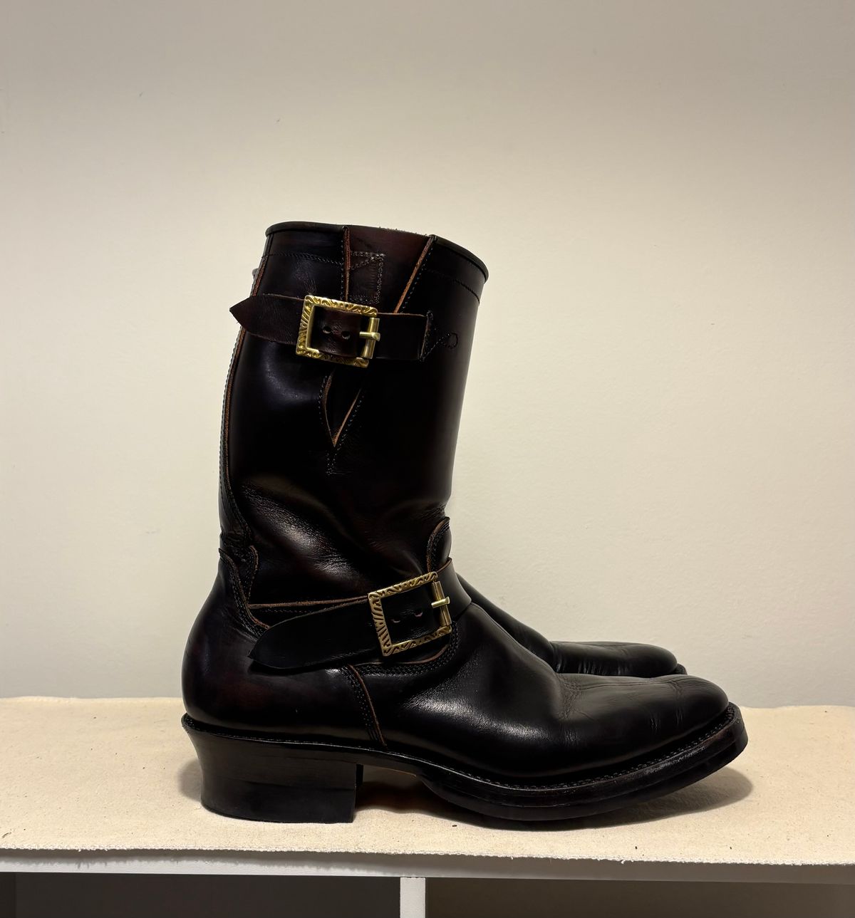 Photo by Asian on November 1, 2025 of the Fortis Boots Yudistira in Indonesian Black Teacore.