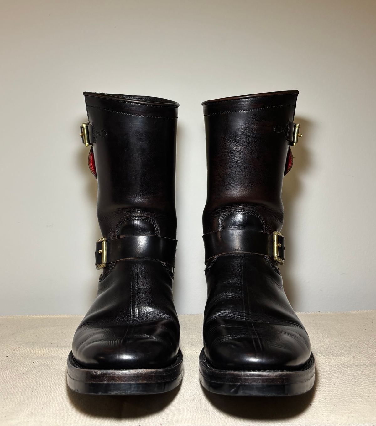 Photo by Asian on November 6, 2025 of the Fortis Boots Yudistira in Indonesian Black Teacore.