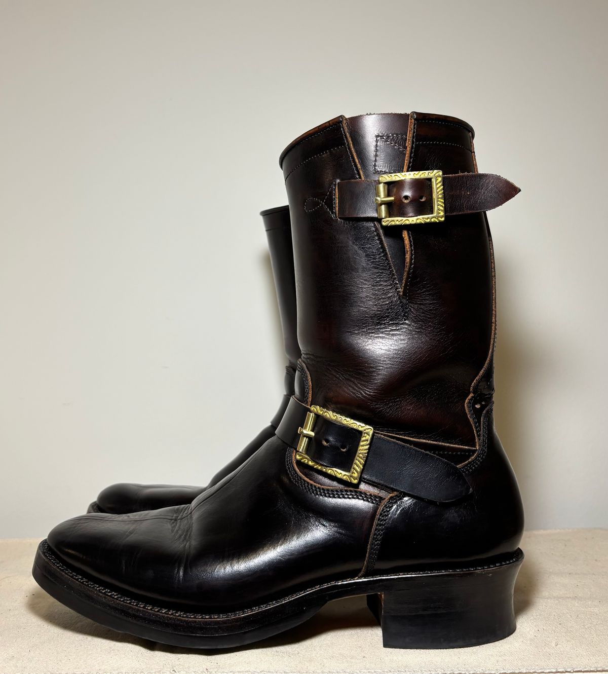 Photo by Asian on November 6, 2025 of the Fortis Boots Yudistira in Indonesian Black Teacore.