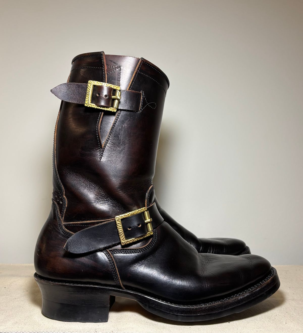 Photo by Asian on November 6, 2025 of the Fortis Boots Yudistira in Indonesian Black Teacore.